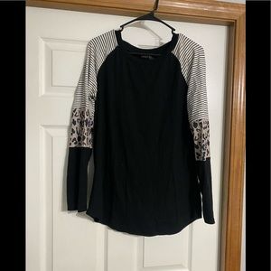 Boutique top size large
